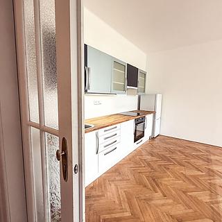 Pronájem bytu 2+kk 65 m&sup2; Poděbrady