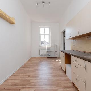 Prodej bytu 2+kk 42 m² Plzeň, Koterovská