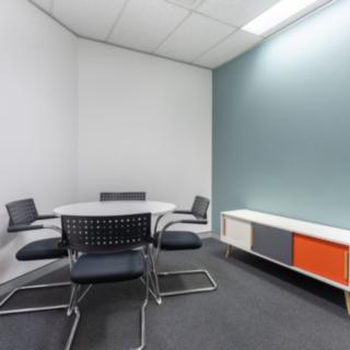 Pronájem kanceláře 120 m² Praha Holešovice, Jankovcova