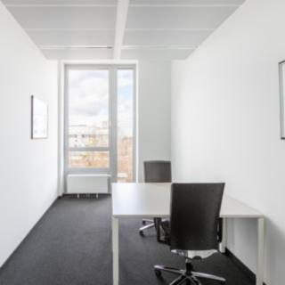 Pronájem kanceláře 10 m² Praha Holešovice, Jankovcova