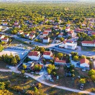 Prodej stavební parcely 2 431 m² v Chorvatsku