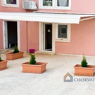 Prodej bytu 1+kk a garsoniéry 34 m² v Chorvatsku