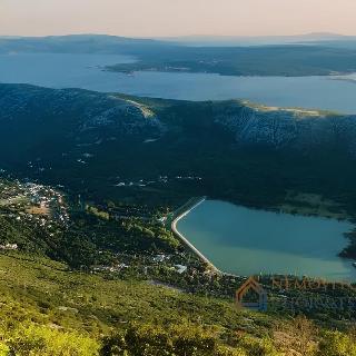 Prodej stavební parcely 194 m² v Chorvatsku