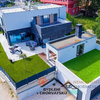 Prodej bytu 4+kk 300 m² v Chorvatsku