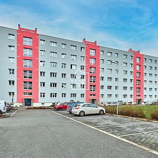 Prodej bytu 3+1 70 m&sup2; Hostinné