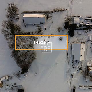 Prodej zahrady 1690 m&sup2; Pěčín