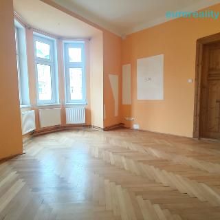 Prodej bytu 3+kk 75 m² Plzeň, Klatovská třída