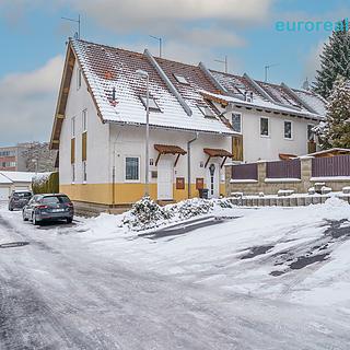 Pronájem rodinného domu 150 m&sup2; Karlovy Vary
