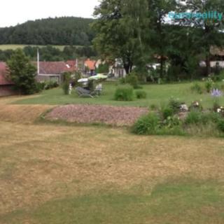 Prodej stavební parcely 1740 m² Popovice