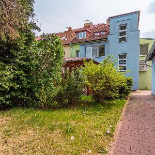 Prodej bytu 4+1 108 m² Praha, Jenečská