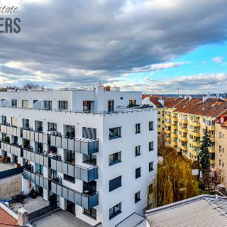 Prodej bytu 3+kk 82 m² Praha, Spojovací