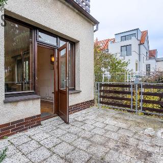 Prodej rodinného domu 181 m² Praha, Hlavní