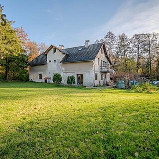 Prodej rodinného domu 466 m&sup2; Hamr na Jezeře