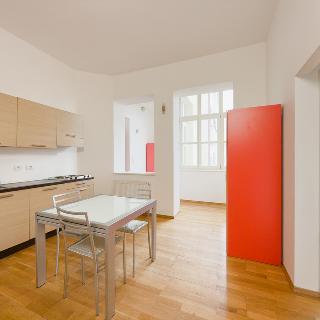 Prodej bytu 2+kk 58 m² Praha, Vlkova