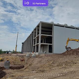 Pronájem skladu 2500 m&sup2; Blatnice