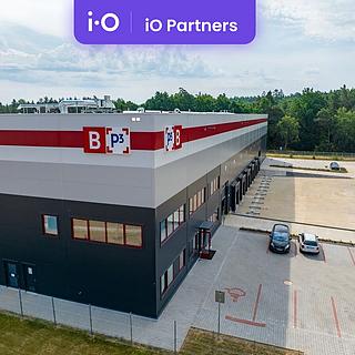 Pronájem skladu 8700 m&sup2; Tlučná