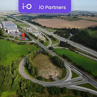 Pronájem skladu 25600 m&sup2; Lavičky