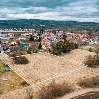 Prodej stavební parcely 4 121 m² Šťáhlavy