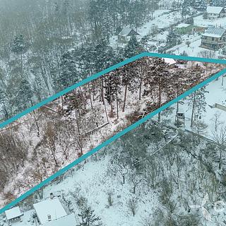 Prodej stavební parcely 3510 m&sup2; Vráž
