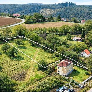 Prodej stavební parcely 1000 m&sup2; Český Šternberk