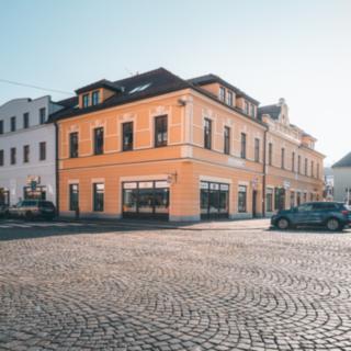 Prodej obchodu 659 m² Sušice, náměstí Svobody