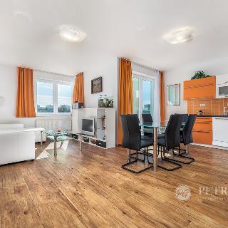 Prodej bytu 3+kk 72 m² Pardubice, Josefa Bublíka