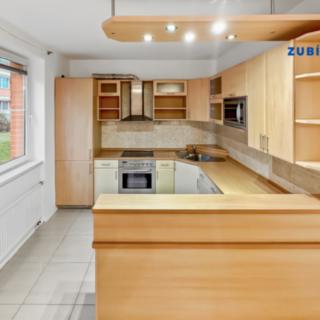 Pronájem bytu 3+kk 79 m² Zlín, Havlíčkovo nábřeží
