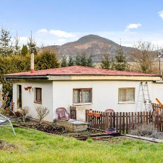 Prodej chaty 38 m² Prackovice nad Labem