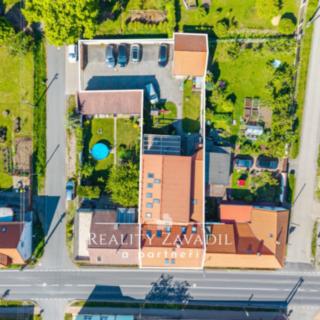 Prodej rodinného domu 350 m² Hovorčovice