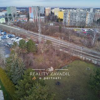 Prodej komerčního pozemku 1 085 m² Praha, Do Blatin