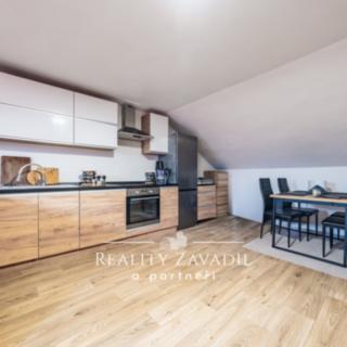 Prodej hotelu, penzionu 350 m² Hovorčovice