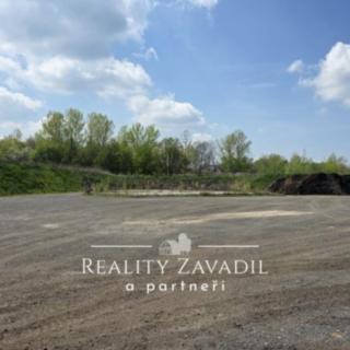 Prodej komerčního pozemku 2900 m² Vratimov