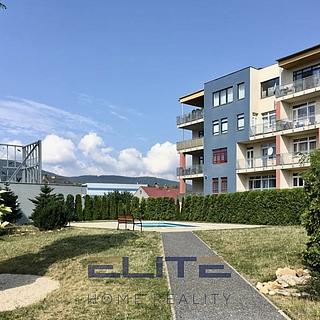 Pronájem bytu 2+kk 64 m&sup2; Liberec