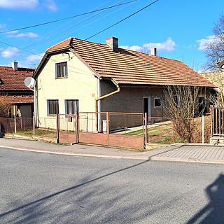 Prodej rodinného domu 222 m&sup2; Broumy