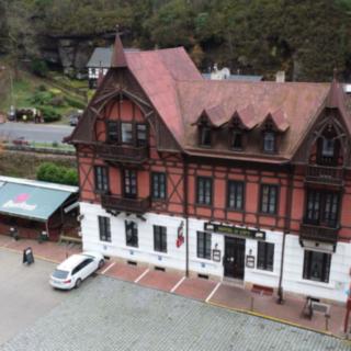 Prodej hotelu a penzionu 610 m² Hřensko
