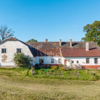 Prodej rodinného domu 408 m&sup2; Vacov