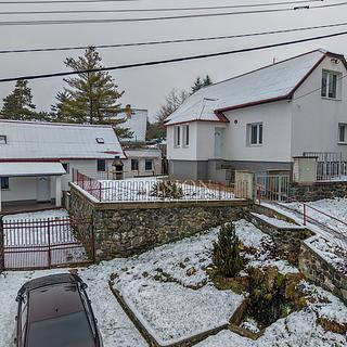 Prodej činžovního domu 207 m&sup2; Hradištko