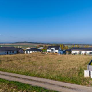 Prodej stavební parcely 1 065 m² Dlouhá Lhota