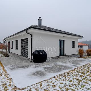 Prodej rodinného domu 97 m&sup2; Hluboká nad Vltavou