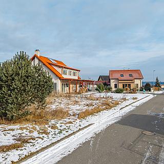 Prodej stavební parcely 1103 m&sup2; Planá nad Lužnicí