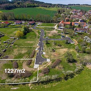 Prodej stavební parcely 1227 m&sup2; Dobev
