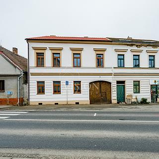Prodej rodinného domu 190 m&sup2; Bernartice