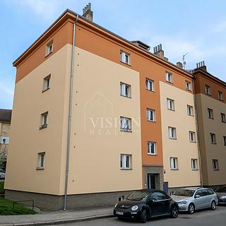 Pronájem bytu 2+1 60 m&sup2; Tábor