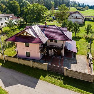 Prodej rodinného domu 238 m&sup2; Třešovice