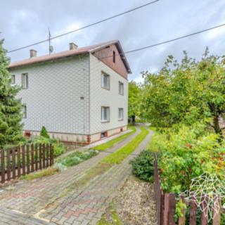 Prodej rodinného domu 275 m&sup2; Uhlířov