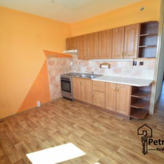 Prodej bytu 3+1 80 m² Strašice