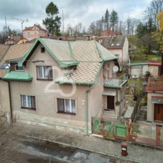 Prodej rodinného domu 160 m² Červený Kostelec, Divadelní