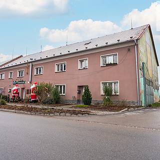 Prodej činžovního domu 450 m&sup2; Skrbeň