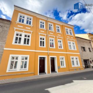 Pronájem bytu 2+1 71 m² Duchcov