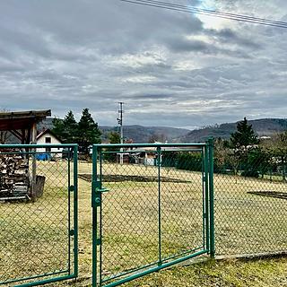 Prodej zemědělské půdy 1200 m&sup2; Hradištko